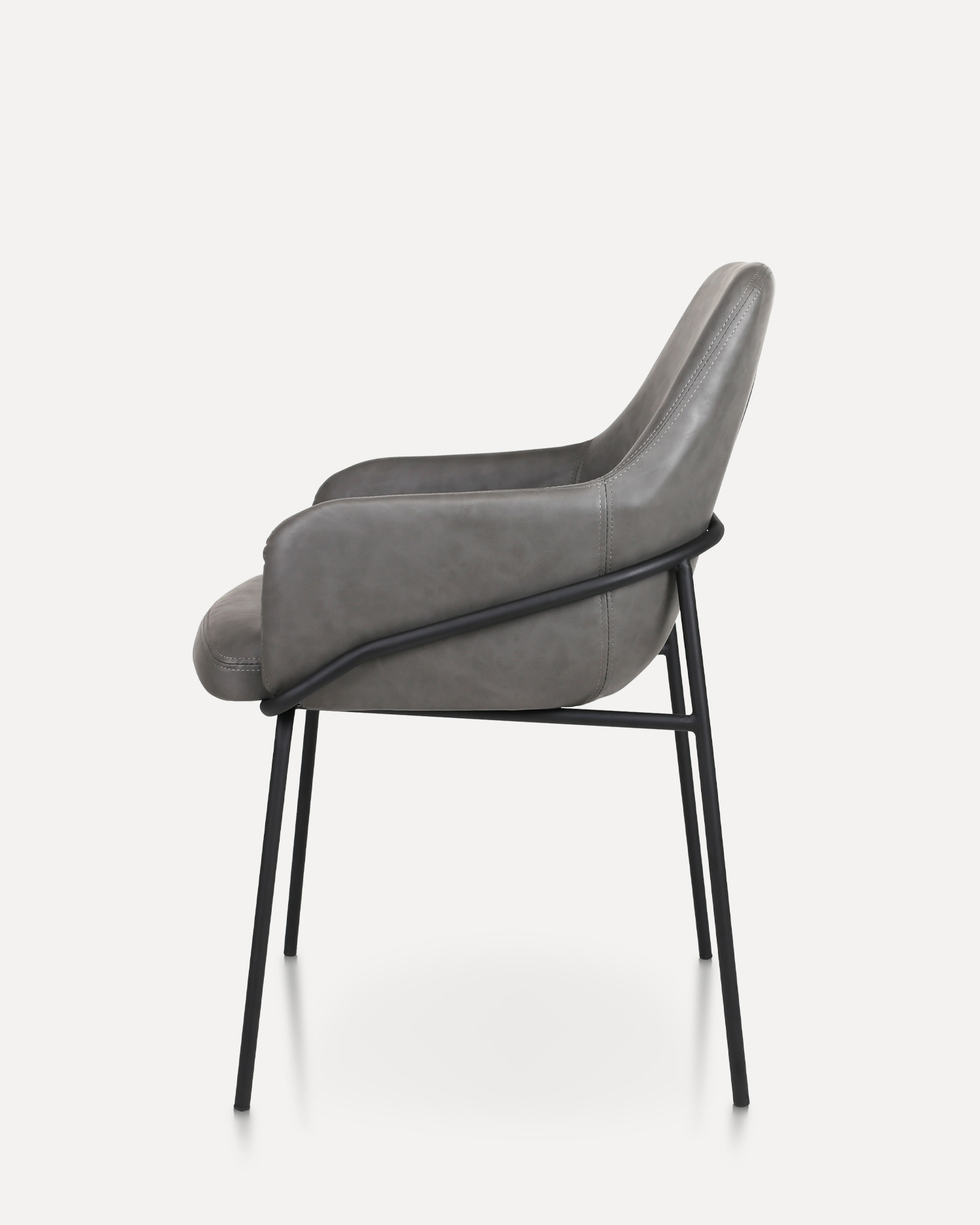 Læder spisestol med arm Læder spisestol med arm