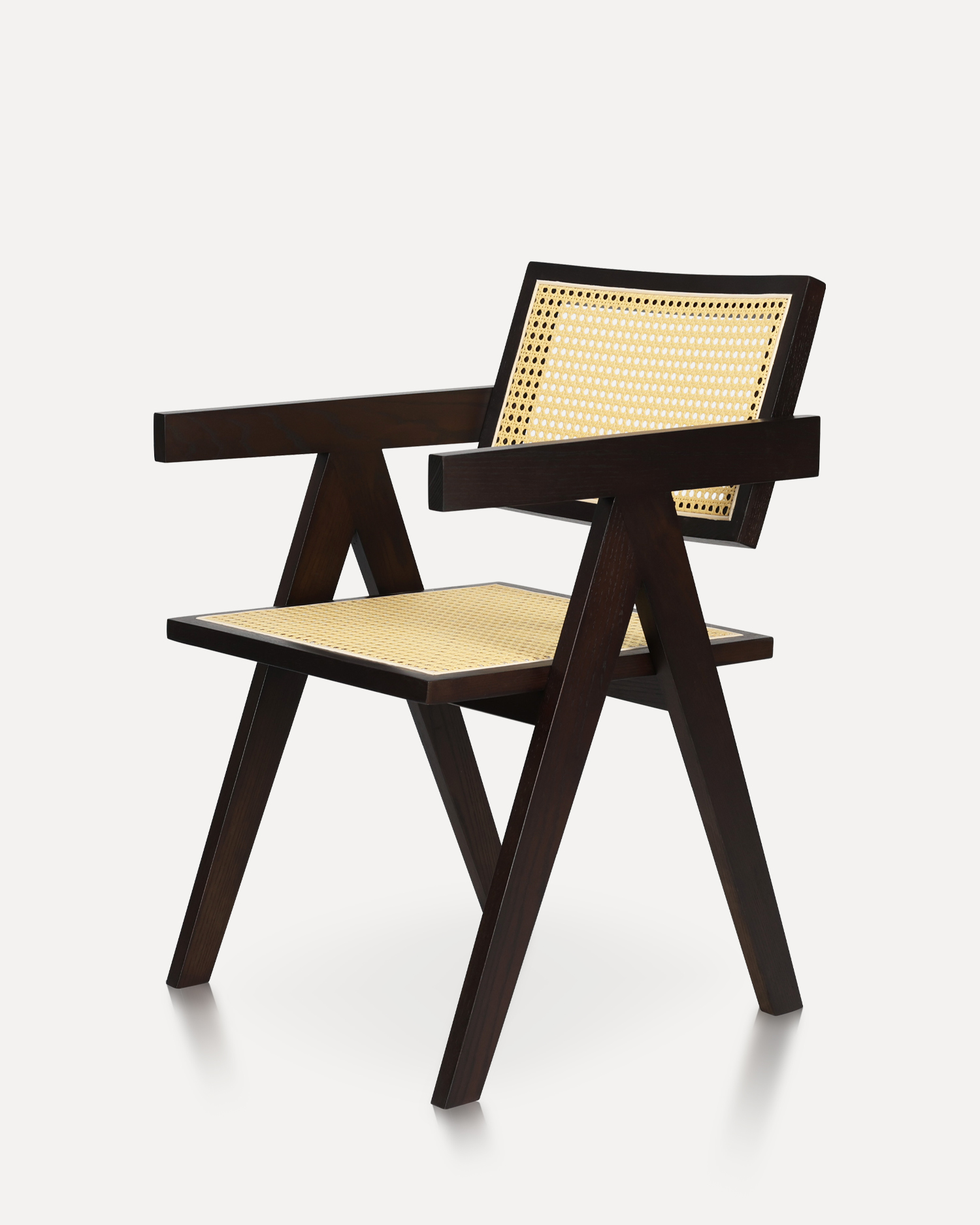 Minimalistiske rotting træ spisestole