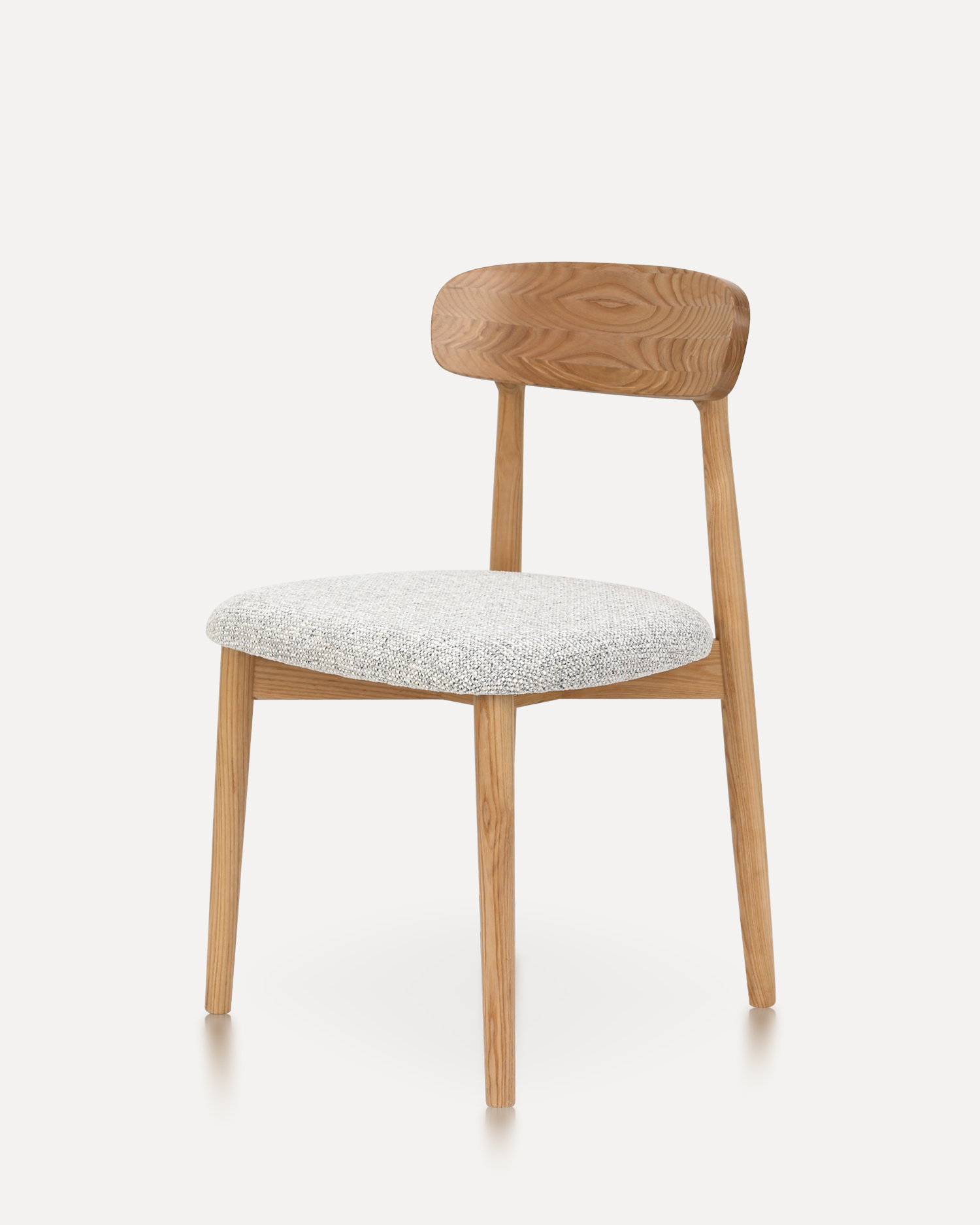 Valnød-tonede klassiske træstole