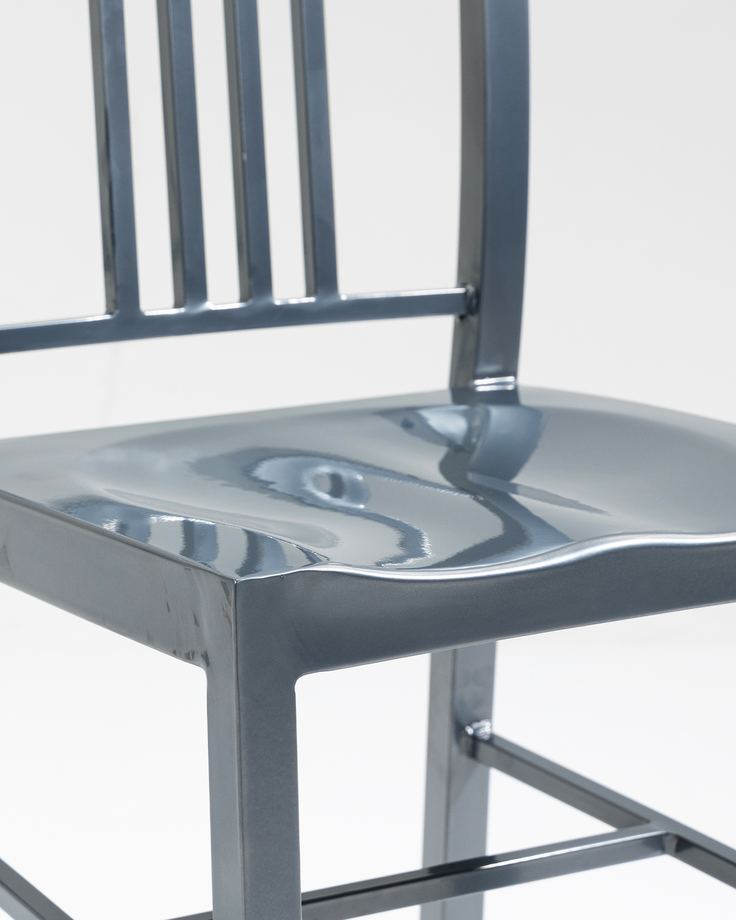 Tidløs design jernstol Tidløs design jernstol
